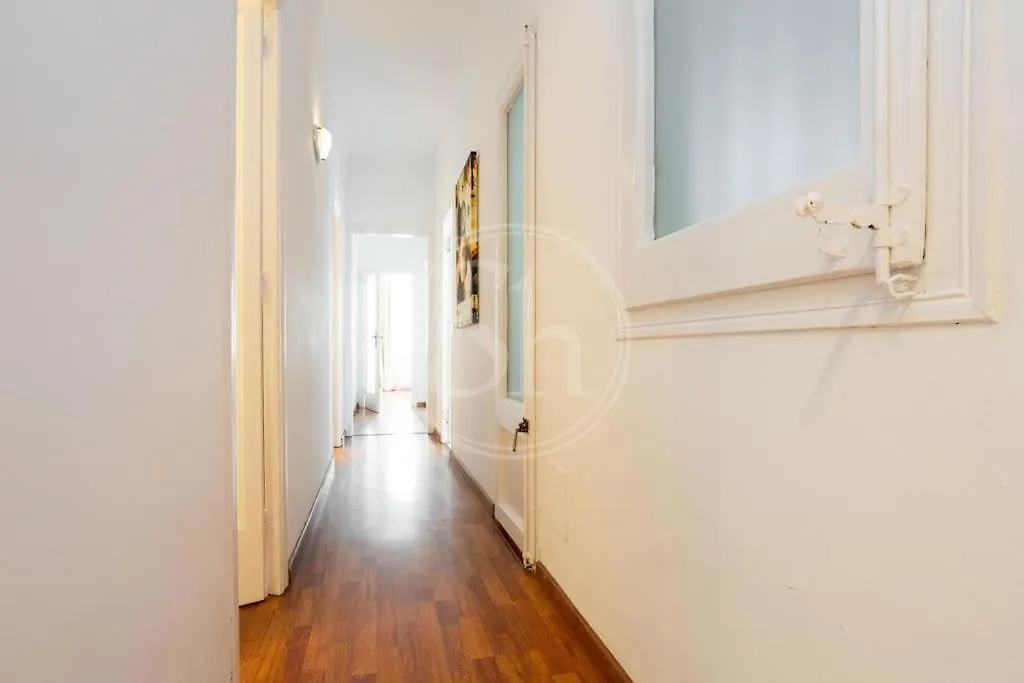 Elegante Apartamento Cerca De La Sagrada Familia I バルセロナ