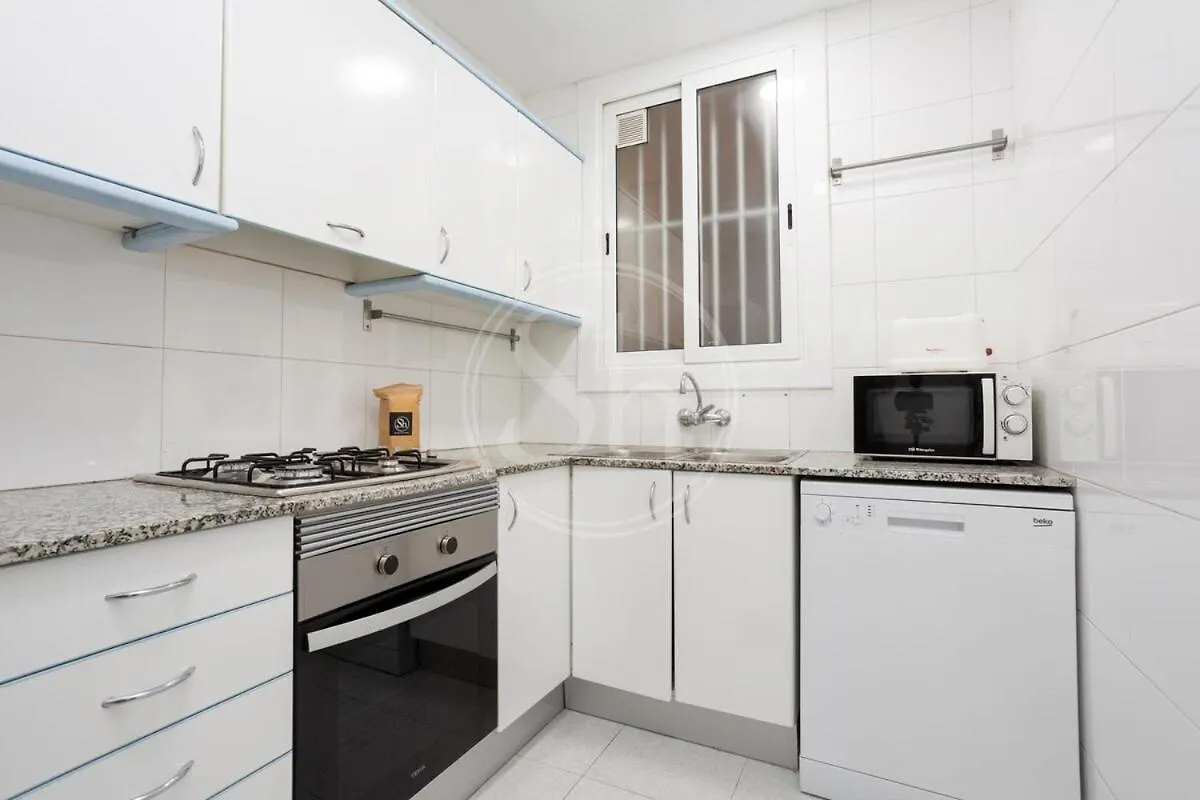 アパート Elegante Apartamento Cerca De La Sagrada Familia I バルセロナ