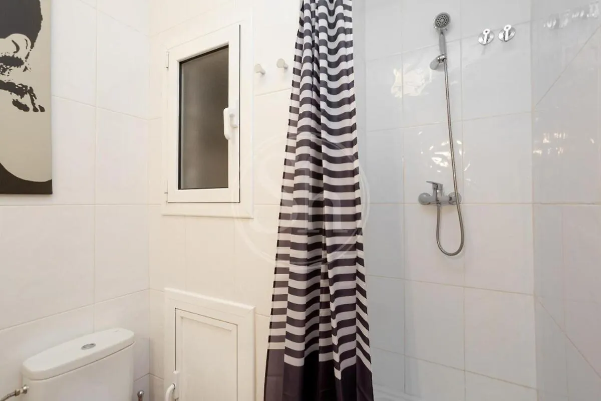 Elegante Apartamento Cerca De La Sagrada Familia I バルセロナ 0*,