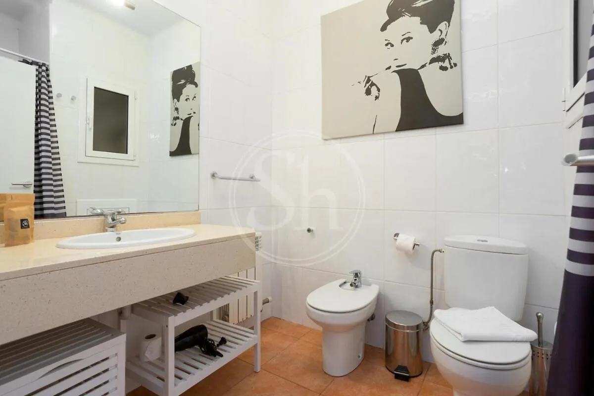 Elegante Apartamento Cerca De La Sagrada Familia I バルセロナ