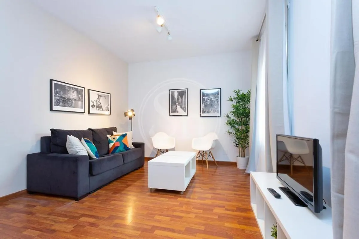 Elegante Apartamento Cerca De La Sagrada Familia I バルセロナ